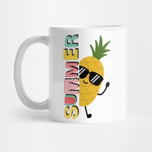 Cute summer pineapple with sunglasses Mug